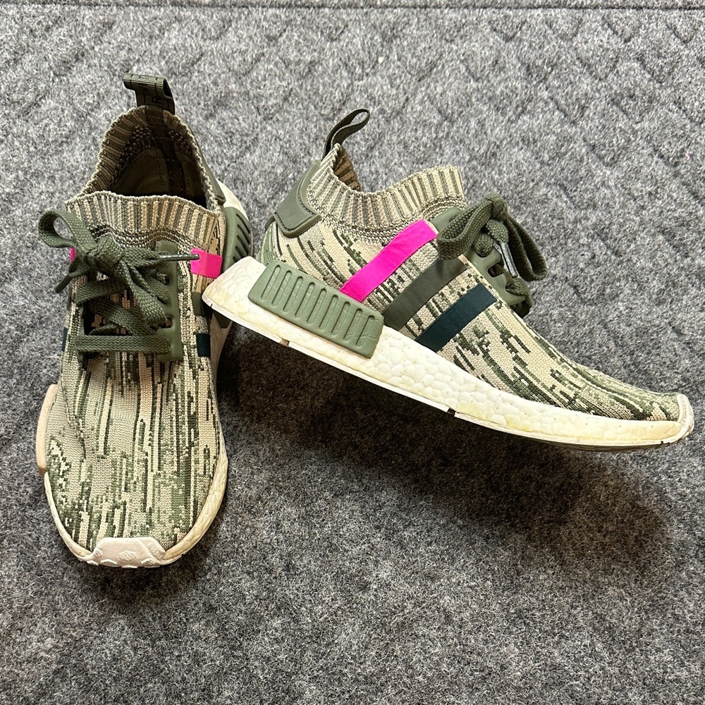 Adidas NMD R1 Primeknit Camo Pink Vintage
